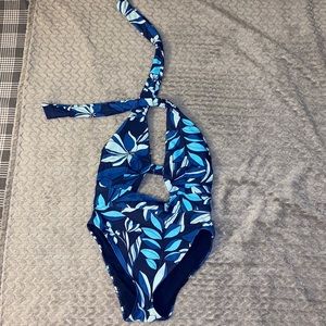 Small bikini adore me
